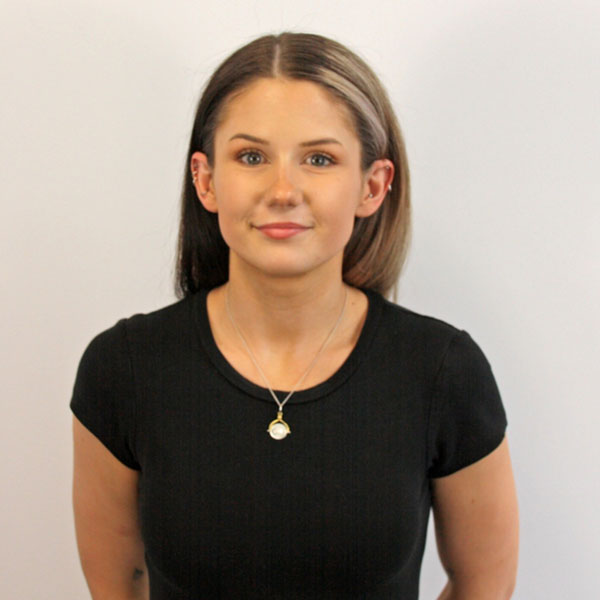 Ella---receptionist